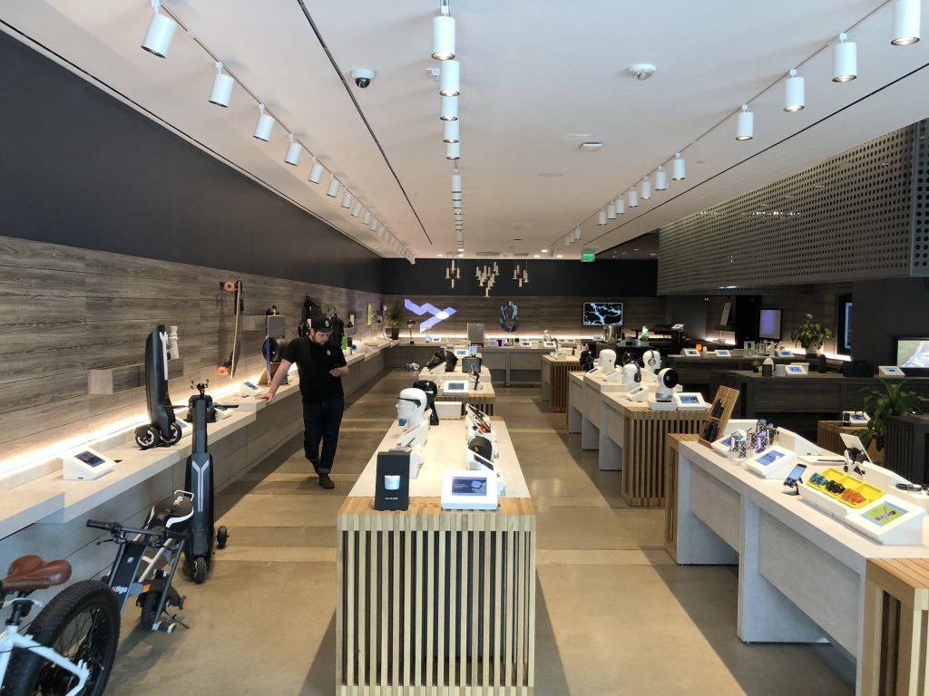 b8eta Retail Experience Store